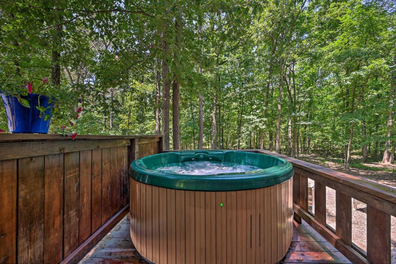 Broken Bow Azalea House - Forest Gem With Hot Tub! Exterior foto
